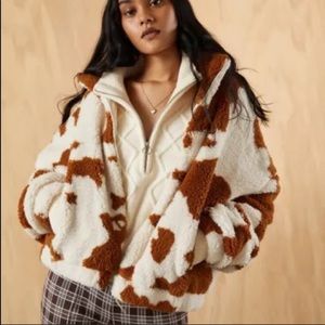 UO Olivia Cozy Sherpa Jacket NWT - Cow-print - S/M
